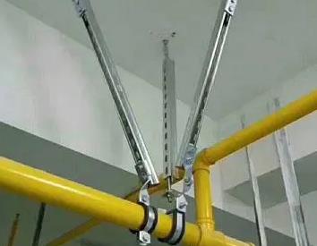 闸阀支撑架的质量要求。价格决定了平顺抗震支撑框架的质量。
